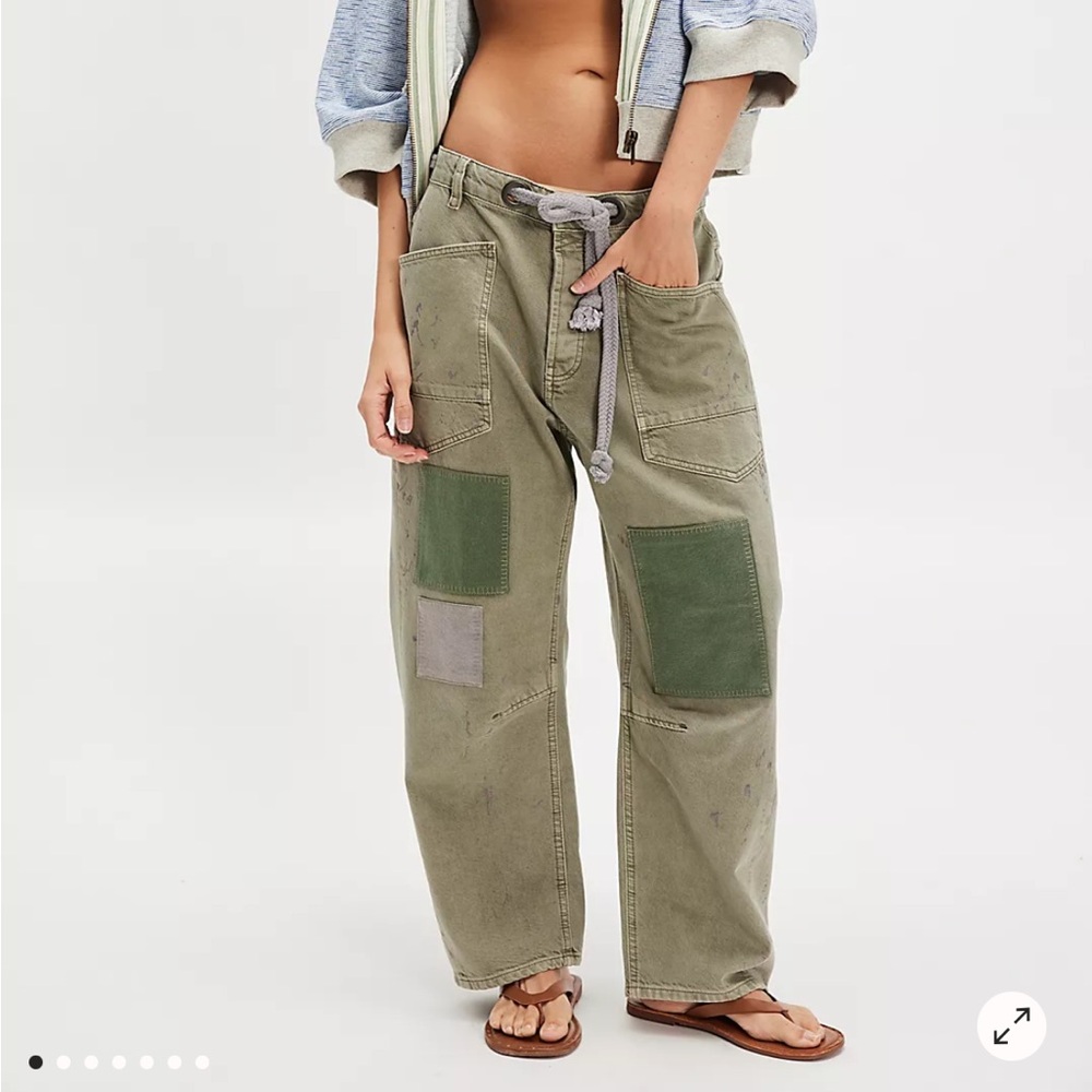 We The Free Free People Moxie Pull-On Barrel Jeans - Army Green